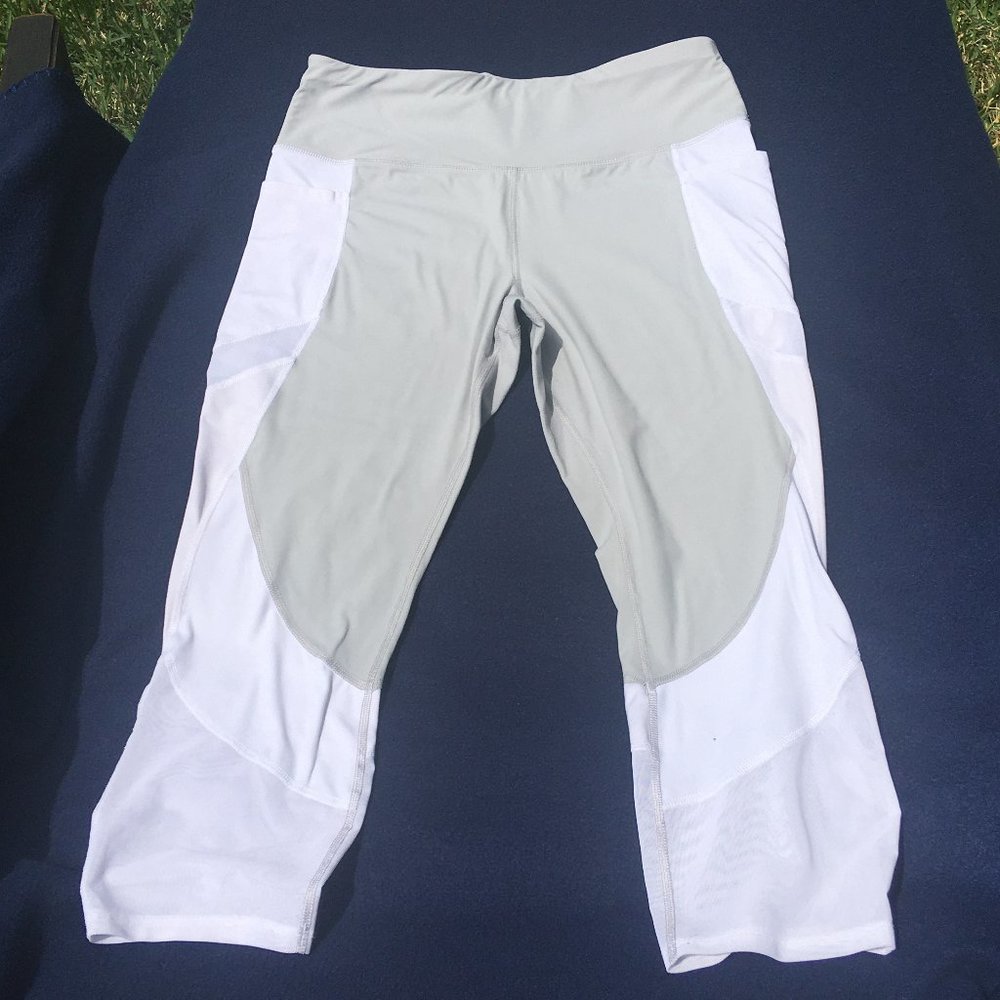 Avia leggings L/G (12-14) with mesh inserts